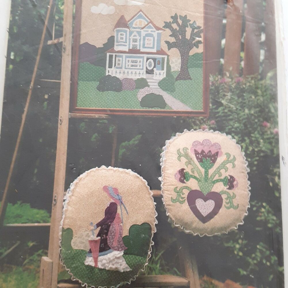 Vintage 1982 V.I.P. Applique Sewing Pattern #P-508 Victoriana pillows